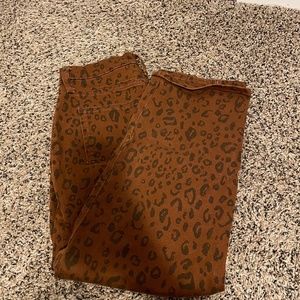 Universal Thread Leopard Mom Jeans